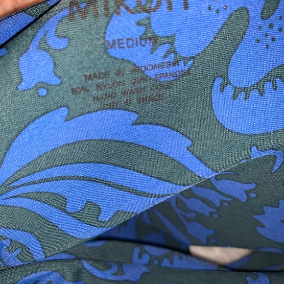 Little girls Two piece bikini set medium MIKOH NWT - Picture 3 of 10